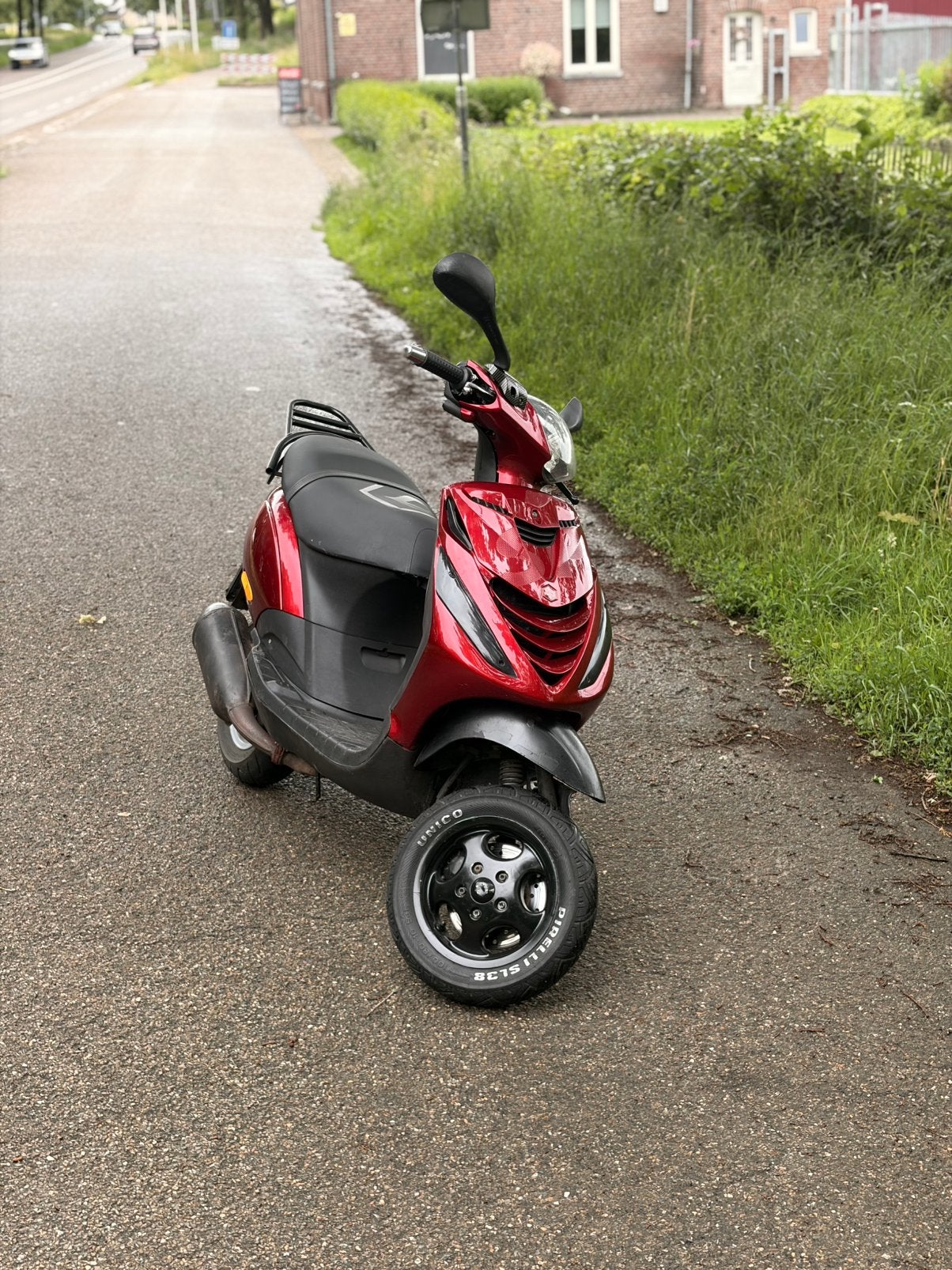 Piaggio zip 2takt 150 cc (sp vork), Fietsen en Brommers, Scooters | Piaggio, Ophalen of Verzenden, Zo goed als nieuw, Benzine