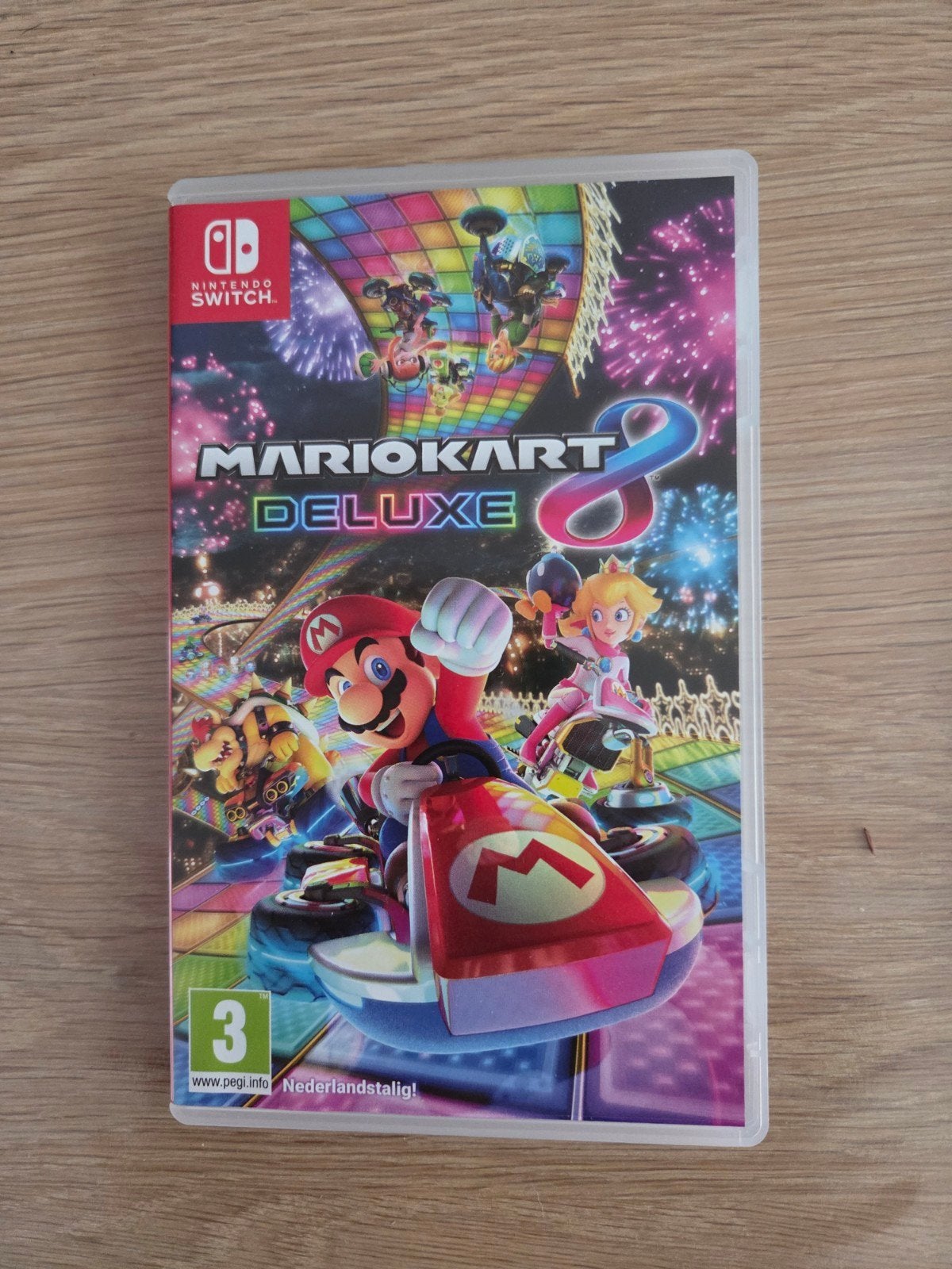 Mario Kart 8 Deluxe - Nintendo Switch, Spelcomputers en Games, Racen en Vliegen, Ophalen of Verzenden, Zo goed als nieuw, 3 spelers of meer