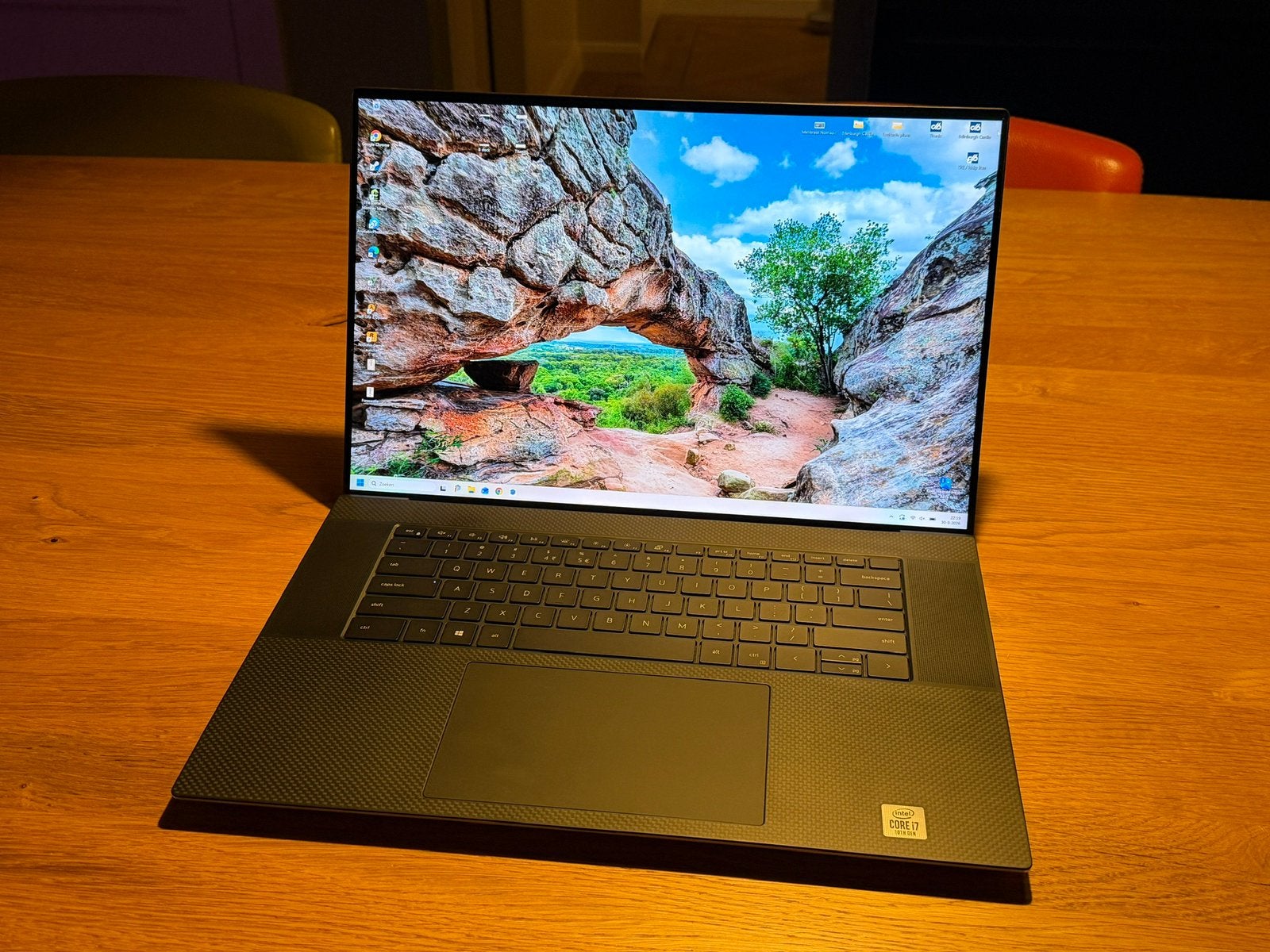 Dell XPS 17 9700, 2 tot 3 Ghz, Qwerty, Met touchscreen, Ophalen of Verzenden