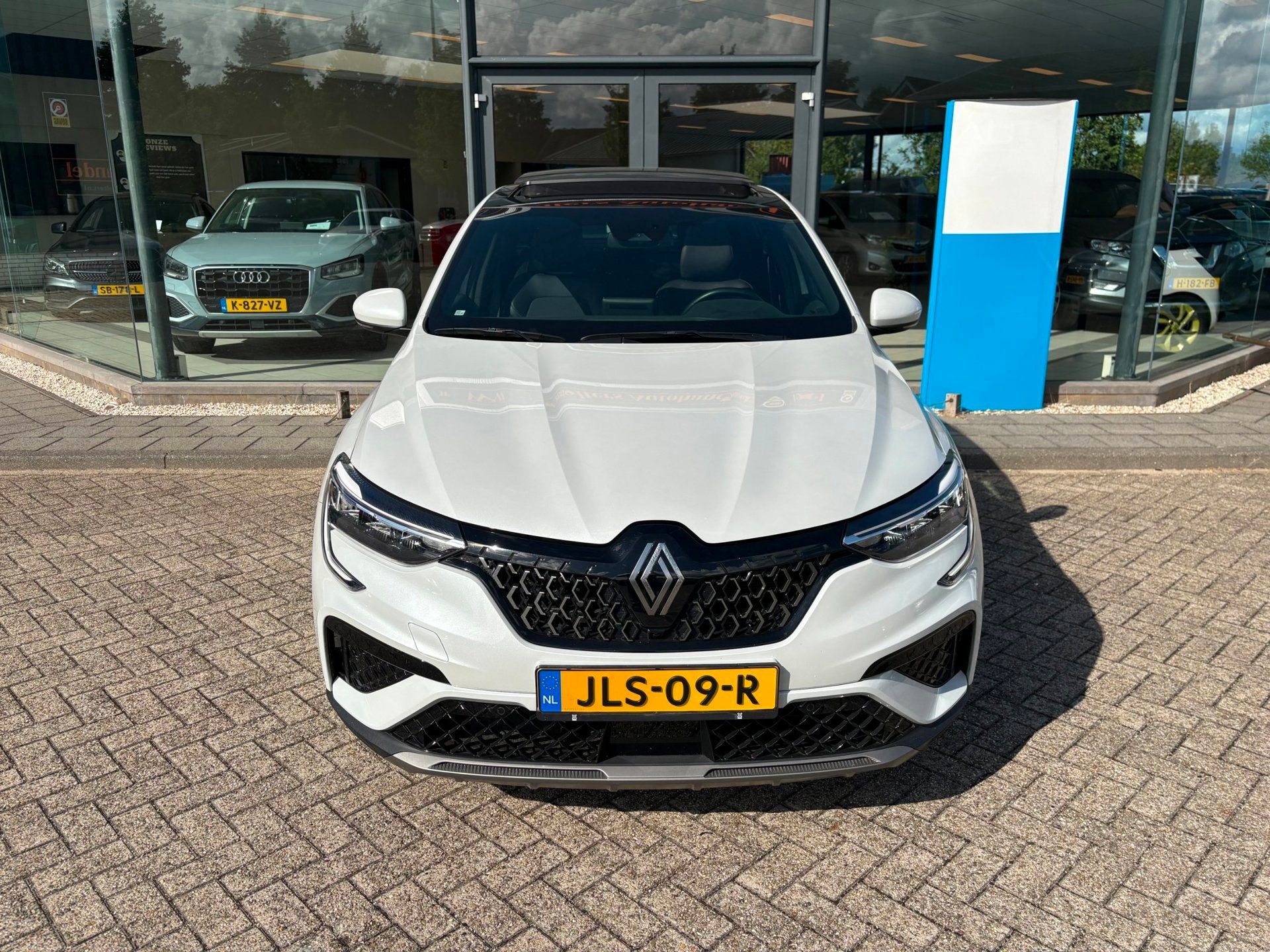 Renault ARKANA 1.3 TCe 140, Auto's, Arkana, Gebruikt, 4 cilinders, Leder en Stof