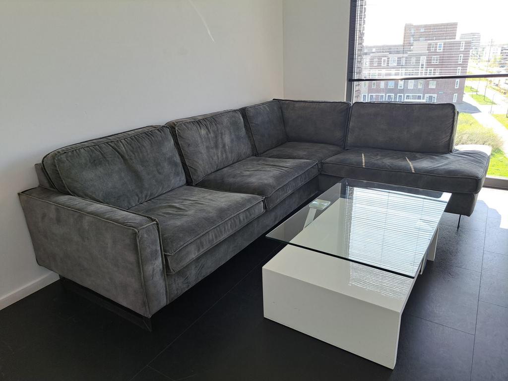 Meubels te koop Almere (bank, salontafel en tv meubel), Ophalen, Gebruikt