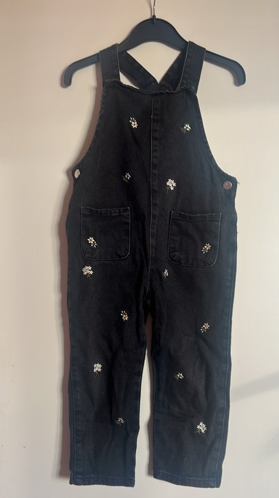 lc waikiki denim salopette tuinbroek maat 98/104, Kinderen en Baby's, Kinderkleding | Maat 98, Zo goed als nieuw, Broek, Lc Waikiki