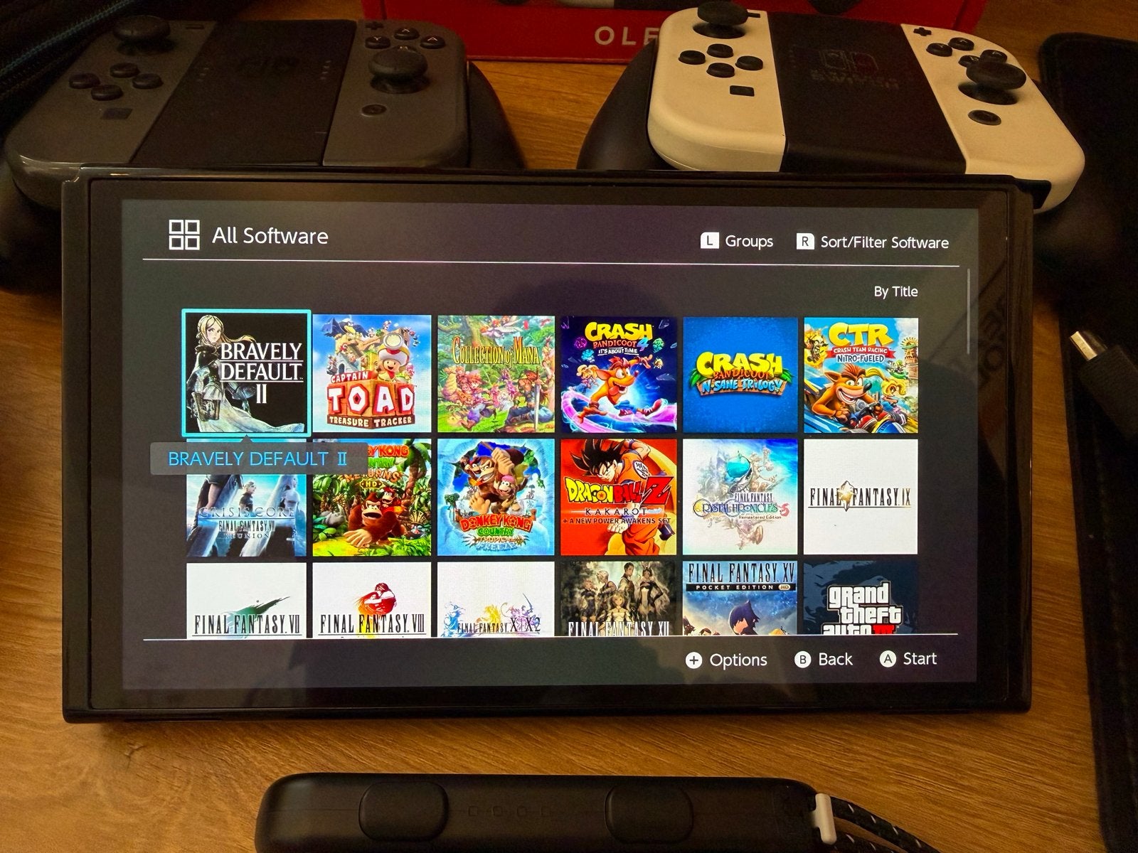 Nintendo Switch OLED met Picofly, Spelcomputers en Games, Met games, Met 2 controllers, Zo goed als nieuw, Switch OLED