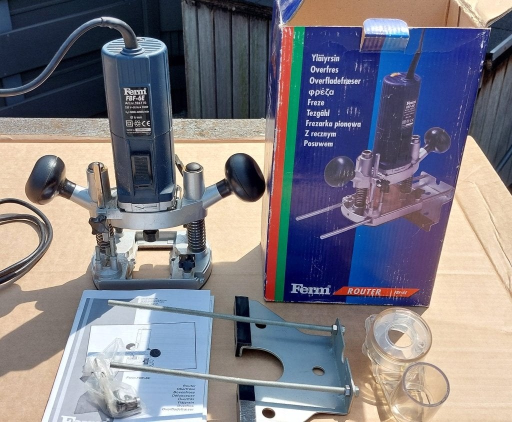 Ferm FBF-6E Bovenfrees  550W met accessoires, Ophalen, Bovenfrees, Elektrisch, Ferm