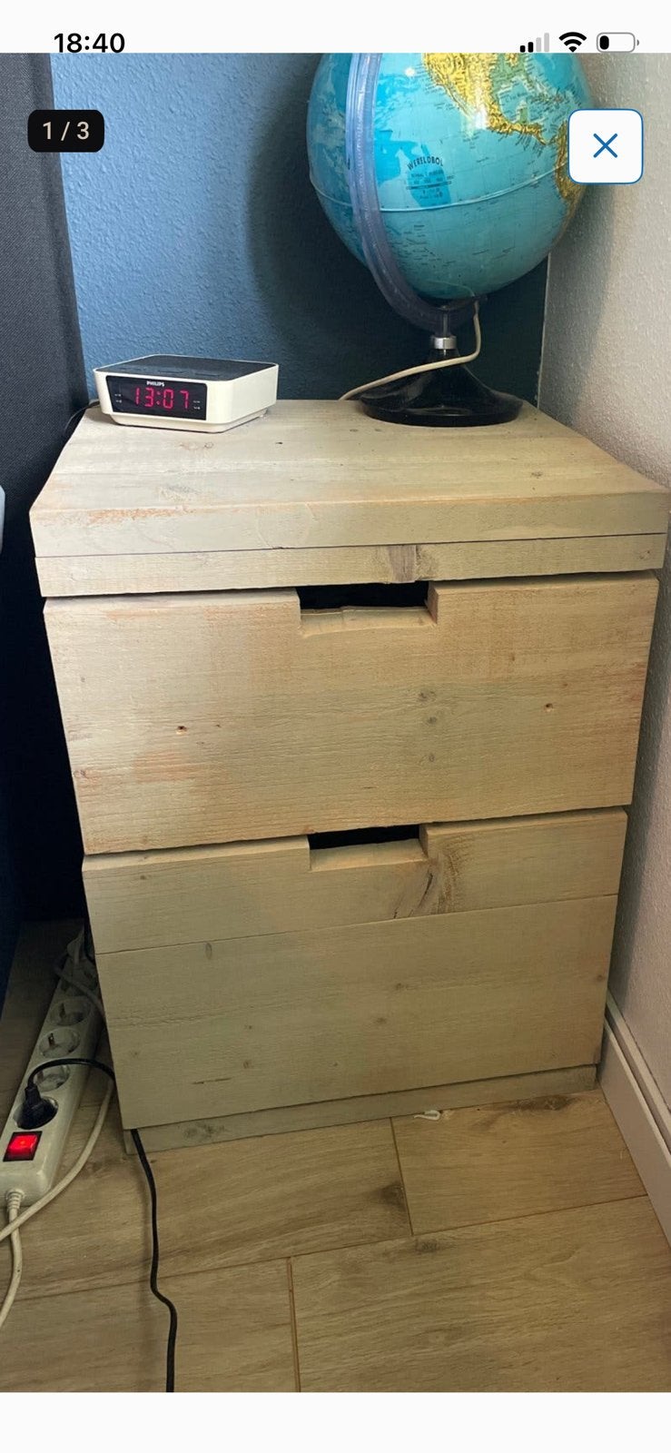 Leuk steiger houten nachtkastje met 2 lades, Ophalen, Minder dan 50 cm, Zo goed als nieuw, Minder dan 100 cm