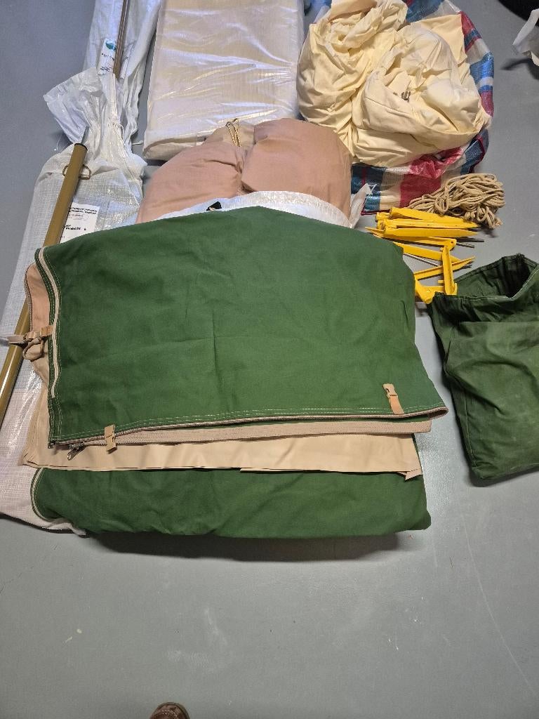 Katoenen Pyramide stormtent Sperwer 4 personen, Ophalen, Gebruikt, Tot en met 4