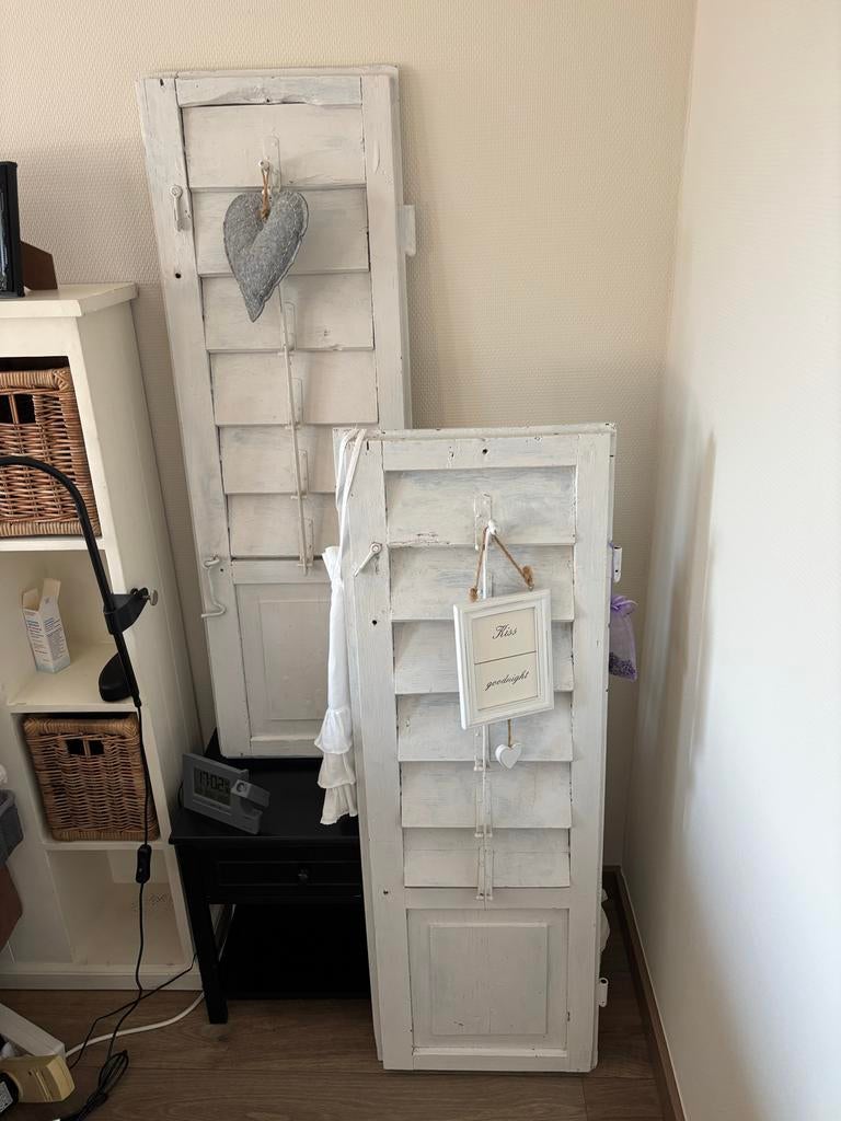 Brocante witte luiken - overschilderbaar, Antiek en Kunst, Curiosa en Brocante, Ophalen