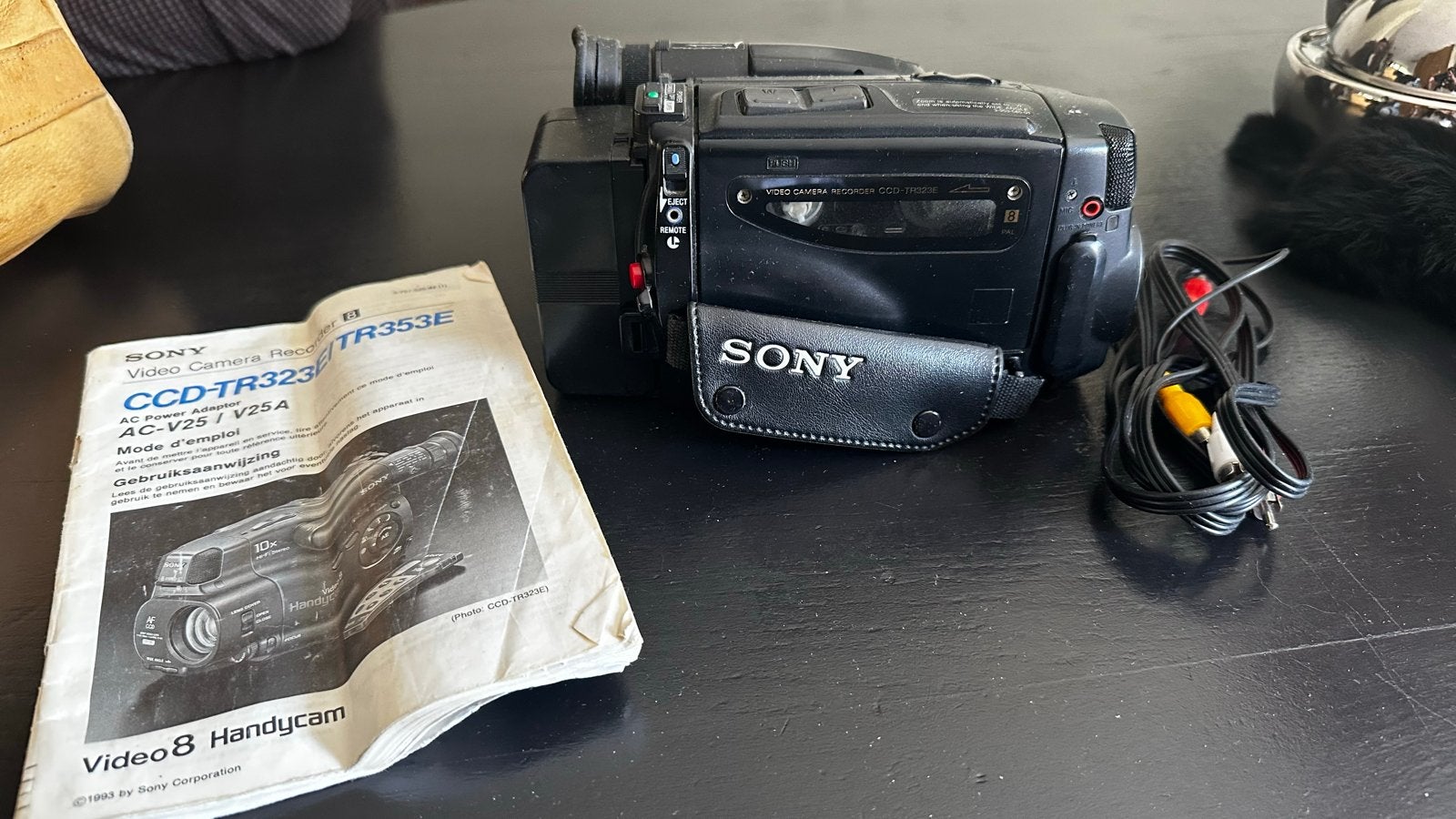Sony Video 8 Handycam CCD-TR323E met handleiding, Ophalen of Verzenden, 8mm, Camera