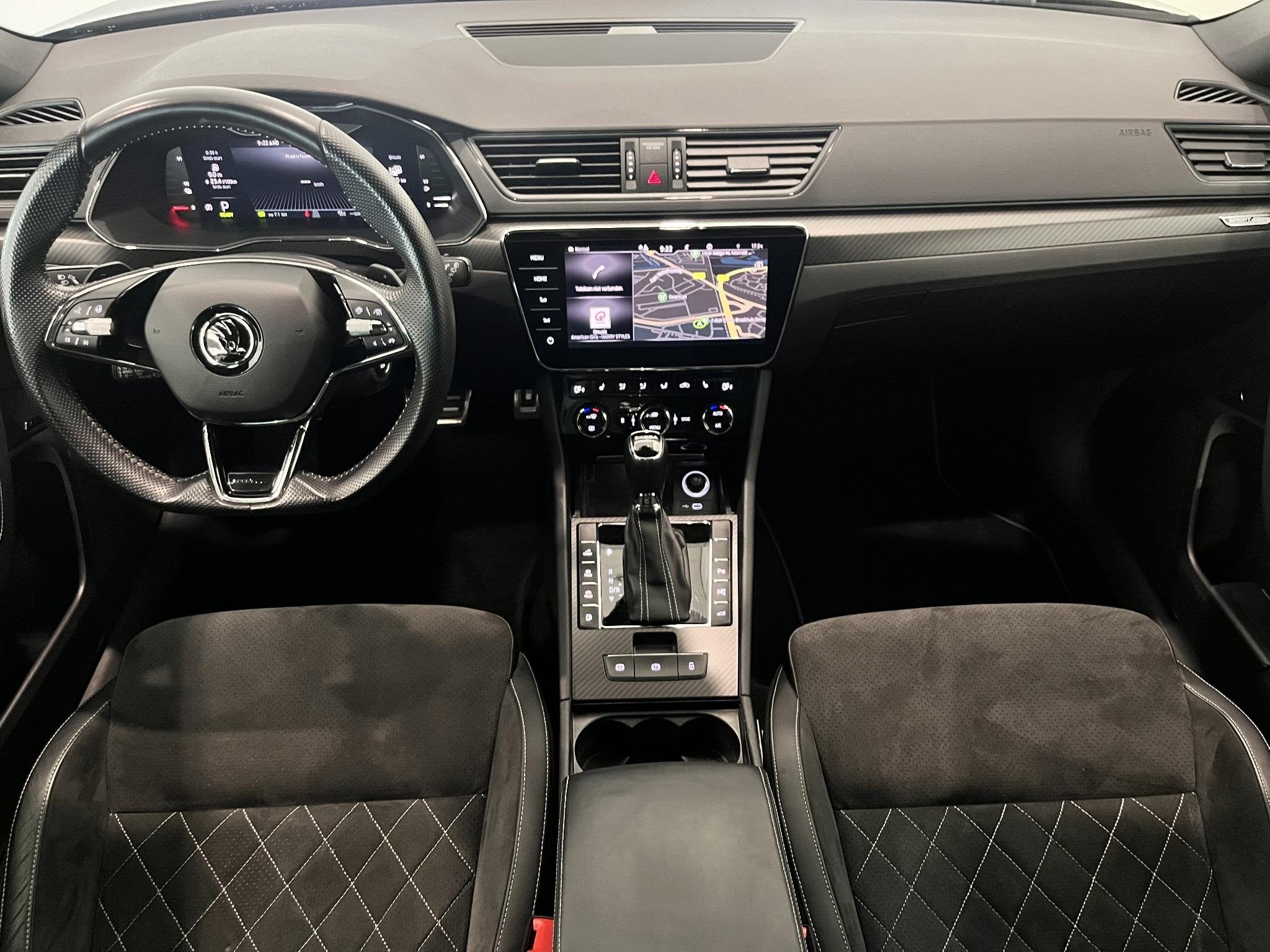 Skoda Superb Combi 1.4 TSI iV Sportline Business | 94,4 SOH, Auto's, Skoda, Gebruikt, 4 cilinders, Met garantie (alle), Alcantara