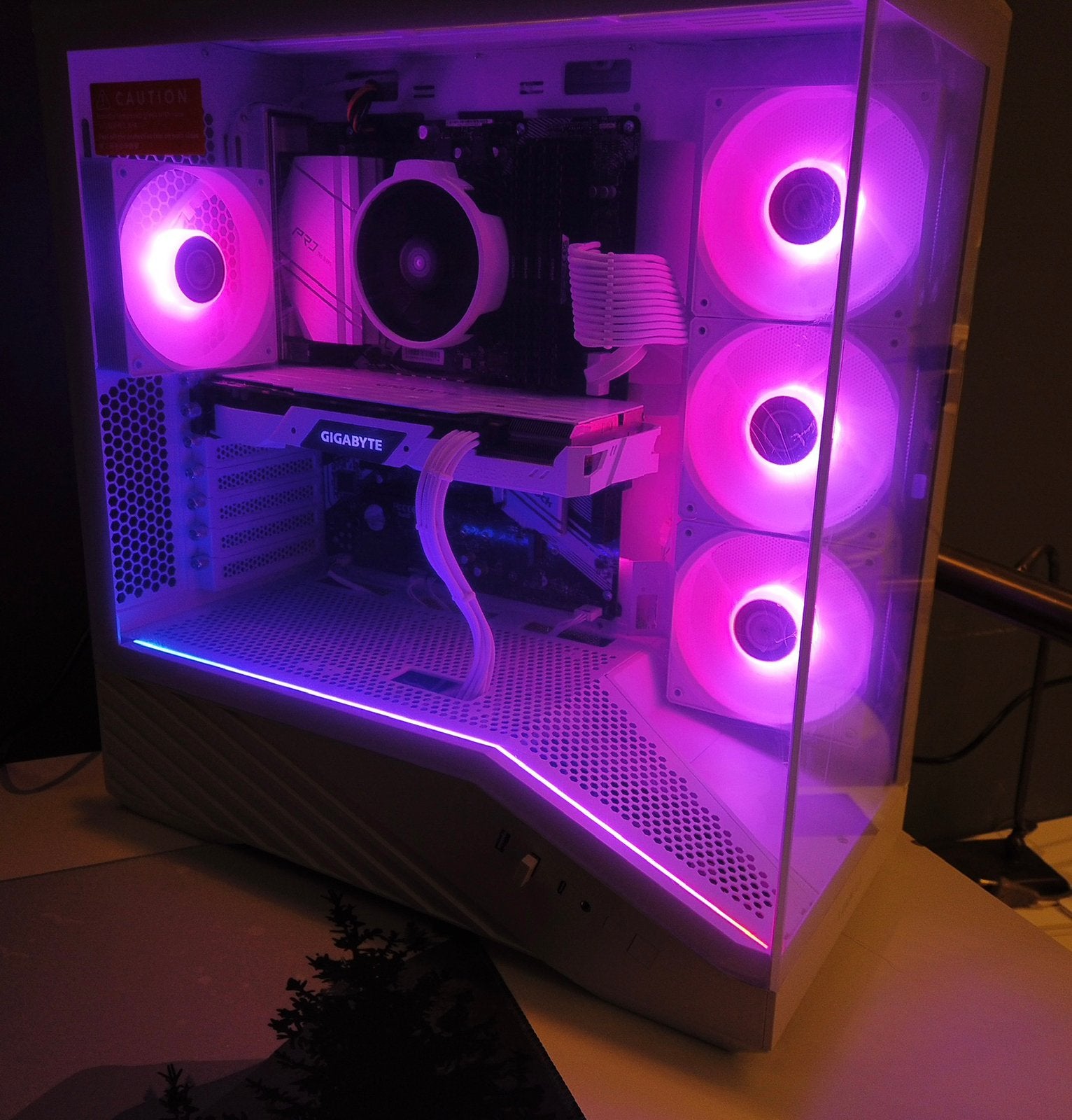 Plug and play witte game PC met rtx 2060 Super, Computers en Software, Desktop Pc's, Zo goed als nieuw, 3 tot 4 Ghz, HDD, SSD