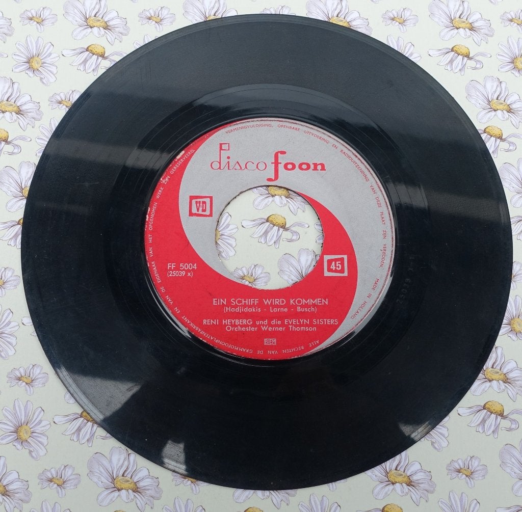 Reni Heyberg - Ein Schiff Wird Kommen (Discolfoon FF 5004), Gebruikt, 7 inch, Beschermende buitenhoes, Overige typen
