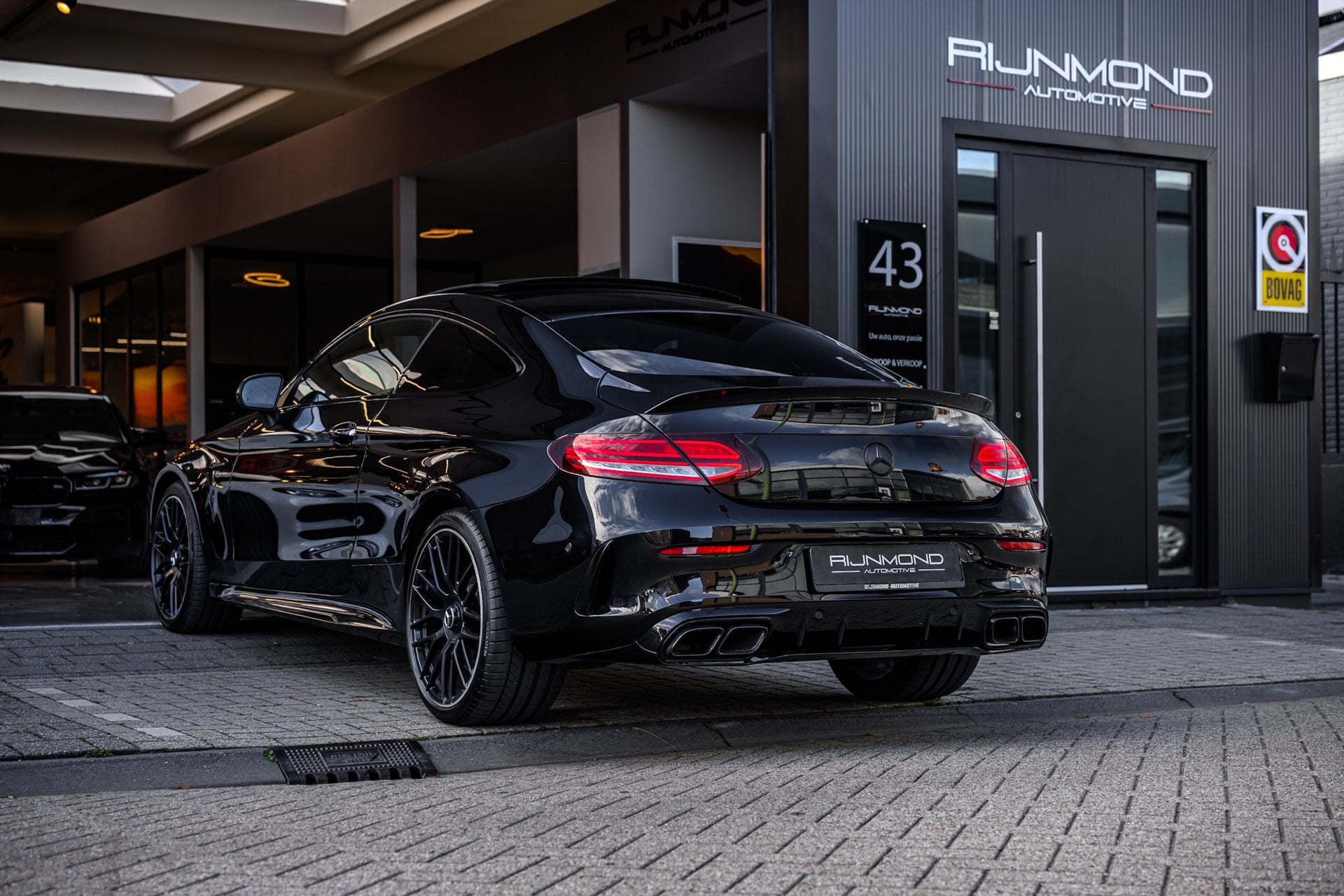 Mercedes-Benz C-klasse Coupé AMG 63 Premium Plus Pack Pano|, Auto's, Automaat, Dealer onderhouden, Achterwielaandrijving, Gebruikt