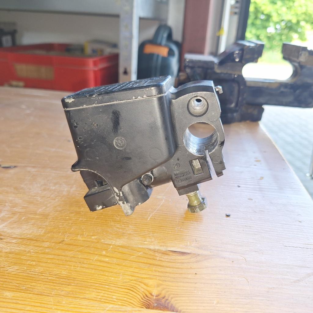 Gezocht: BMW R1100  remhendel met reservoir / rempomp, Ophalen of Verzenden, Gebruikt