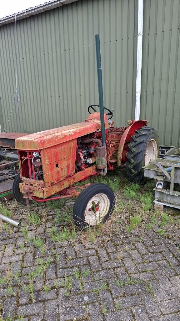Trekker / Tractor Renault R7054 smalspoor, Ophalen