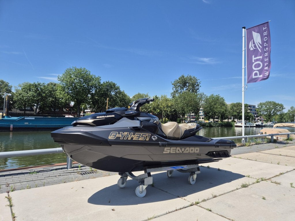 Sea-doo GTX 300 limited (2022) 0 vaaruren, Niet ingevuld, Niet ingevuld, Nieuw, Benzine