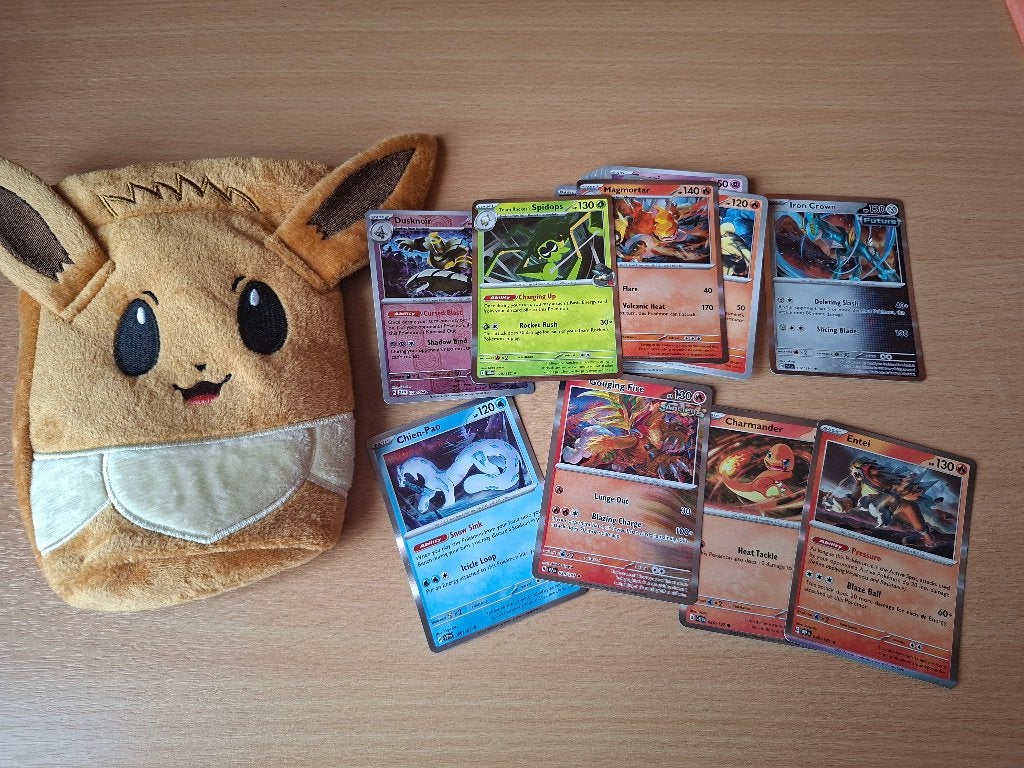 Pokémon kaarten + Eevee pluche zak, Ophalen of Verzenden, Nieuw, Meerdere kaarten, Foil