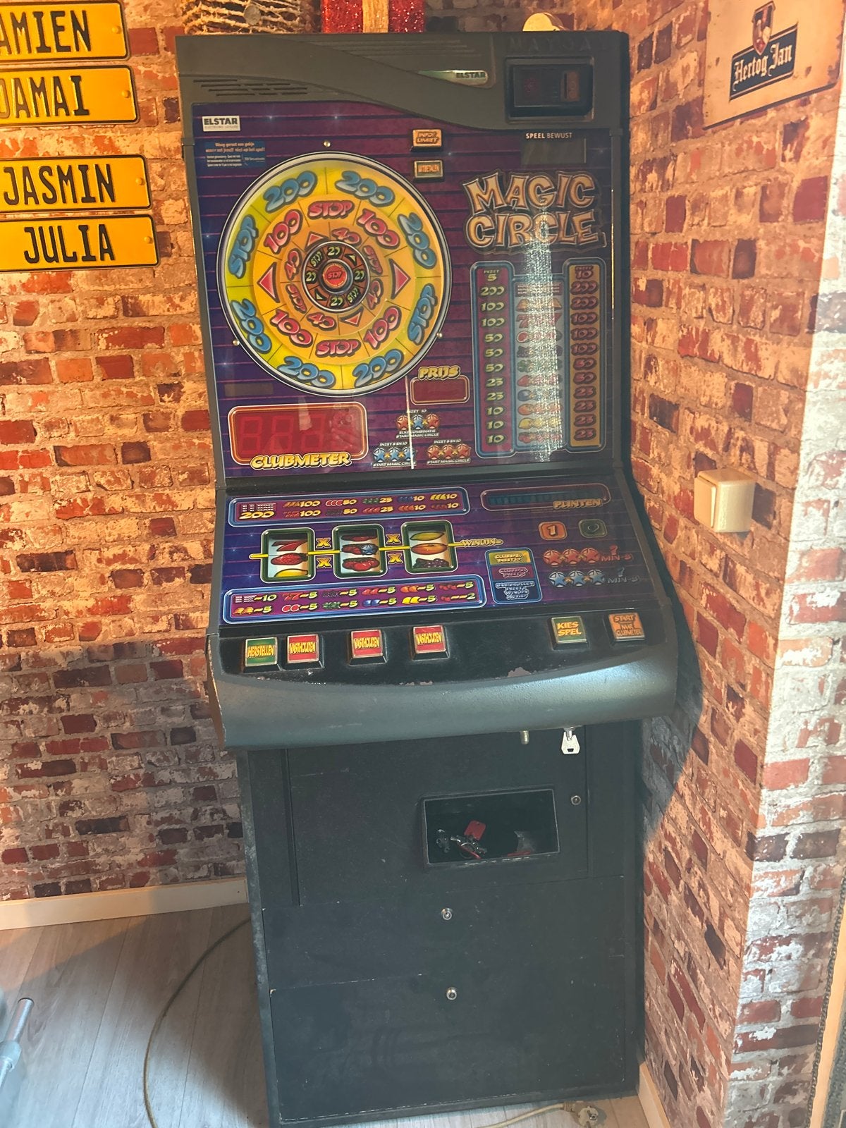 Magic Circle gokkast - werkt soms wel, soms niet, Euro, Ophalen, Gebruikt