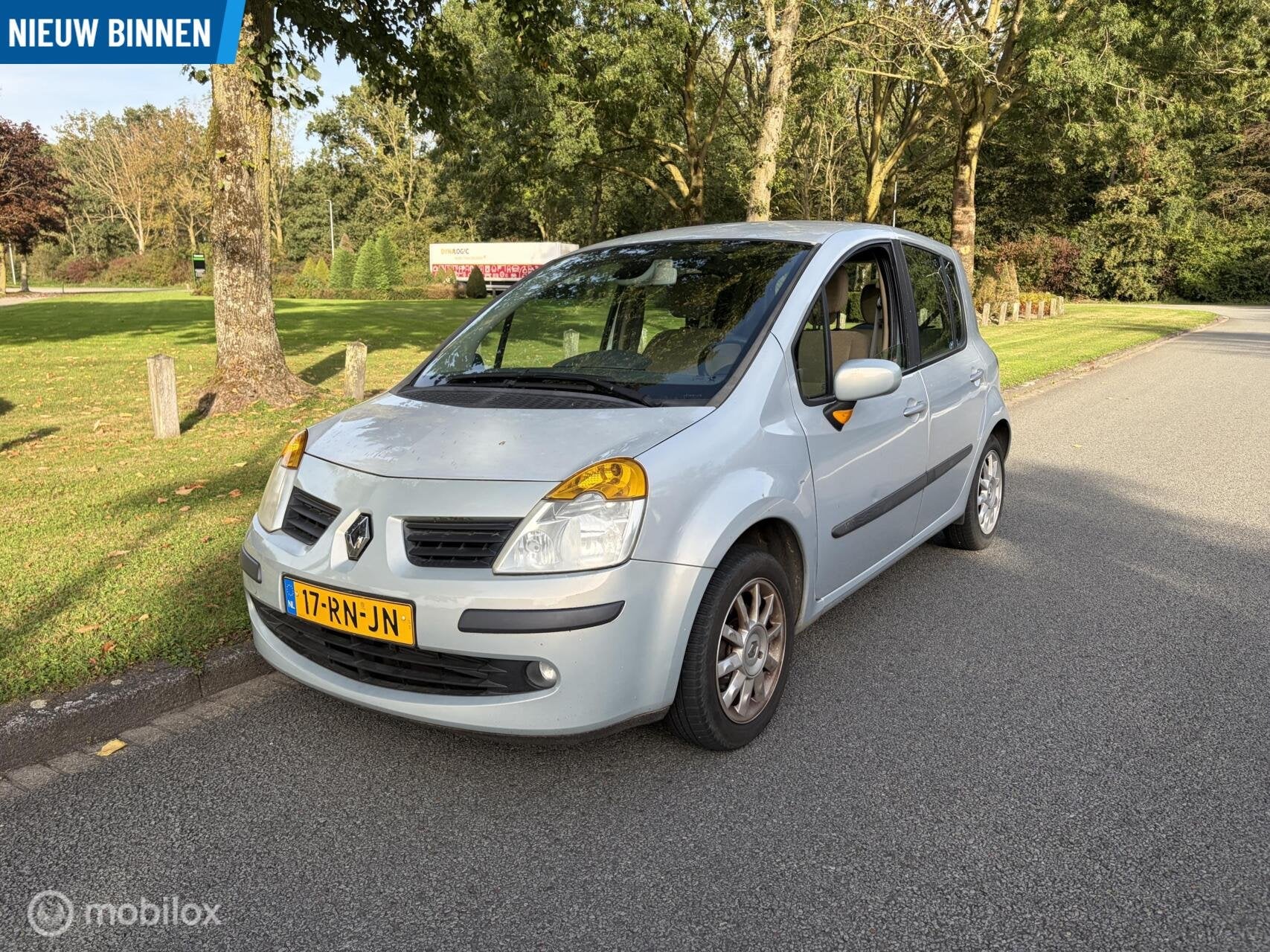 Renault Modus | Airco | Lage km stand | Goed onderhouden, Voorwielaandrijving, Gebruikt, 4 cilinders, 1095 kg
