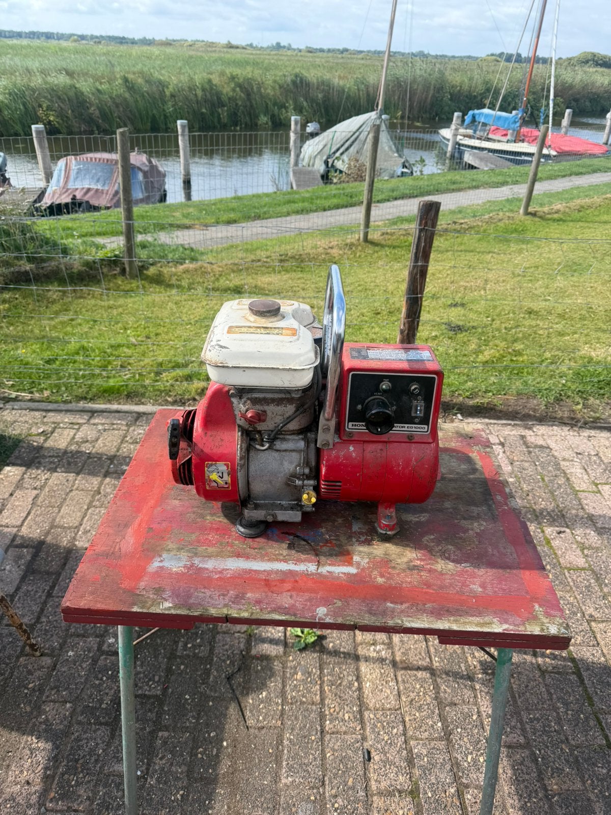 Honda EG1000 generator, Ophalen, Zo goed als nieuw, Benzinemotor, 1800 rpm of meer