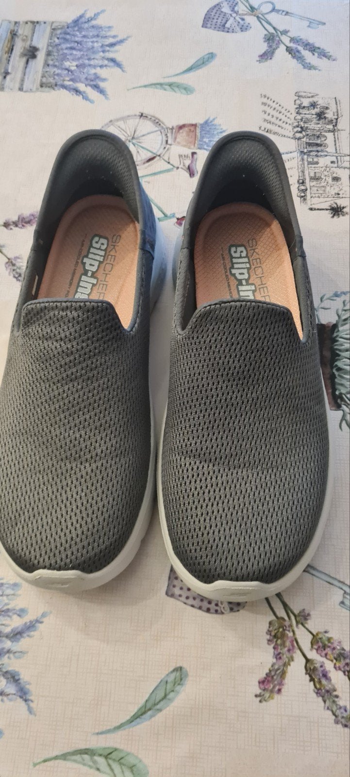 sketchers slip inn, Ophalen of Verzenden, Zo goed als nieuw, Grijs, Sneakers of Gympen