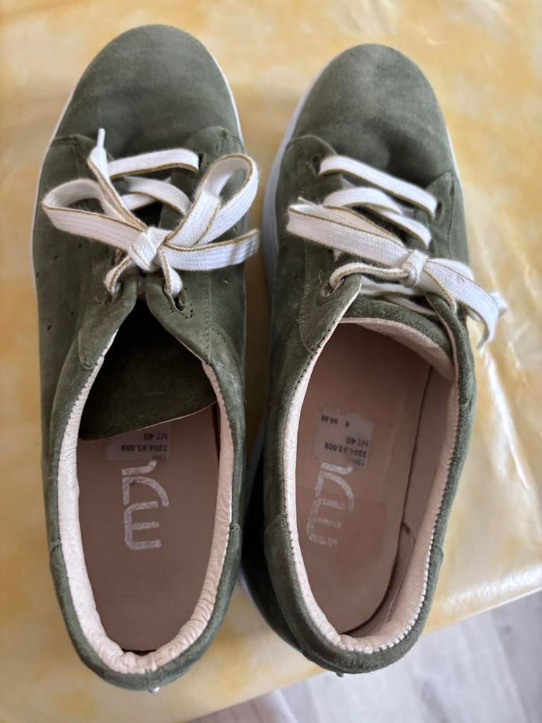Mjus dames sneakers - Groen suède - Maat 40, Ophalen of Verzenden, Zo goed als nieuw, Groen, Sneakers of Gympen