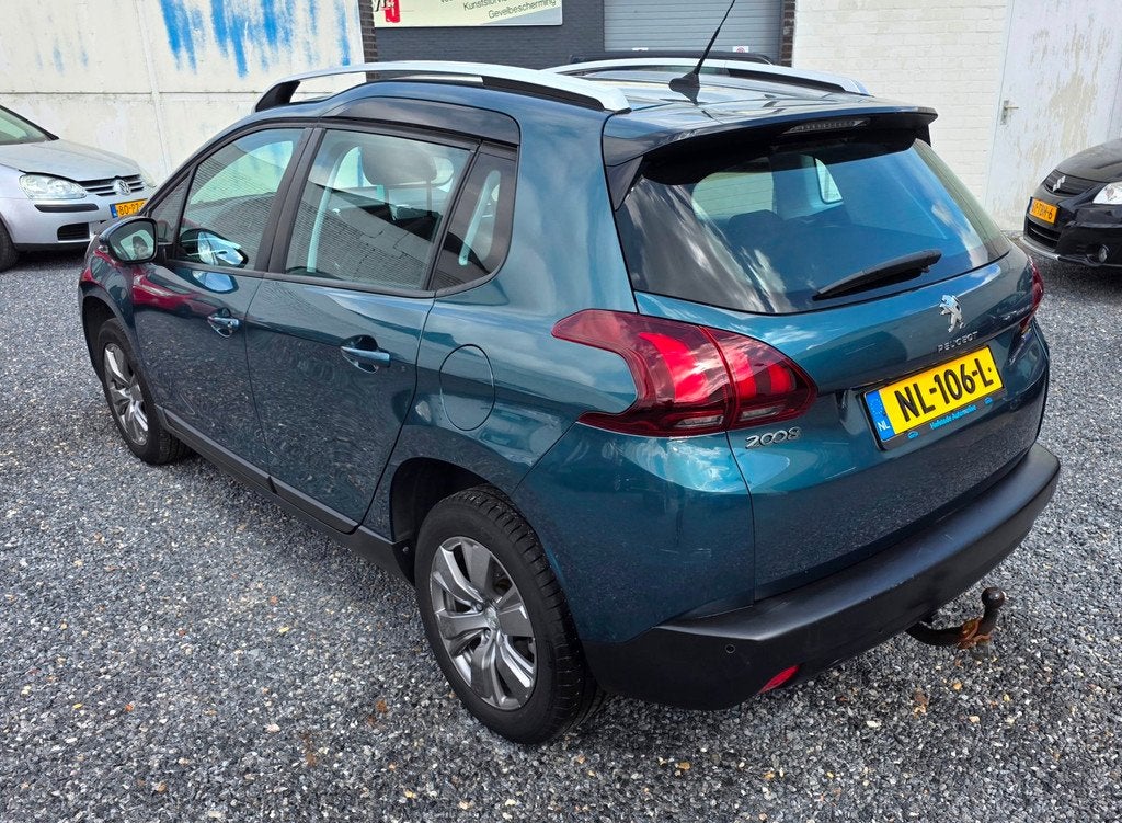 Peugeot 2008 1.2 PureTech Blue Lion Bj 2017, Voorwielaandrijving, Stof, 1199 cc, 82 pk