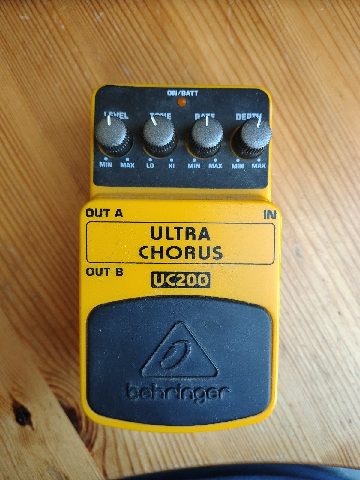 Behringer Ultra Chorus UC200 gitaarpedaal, Muziek en Instrumenten, Ophalen of Verzenden, Gebruikt, Chorus