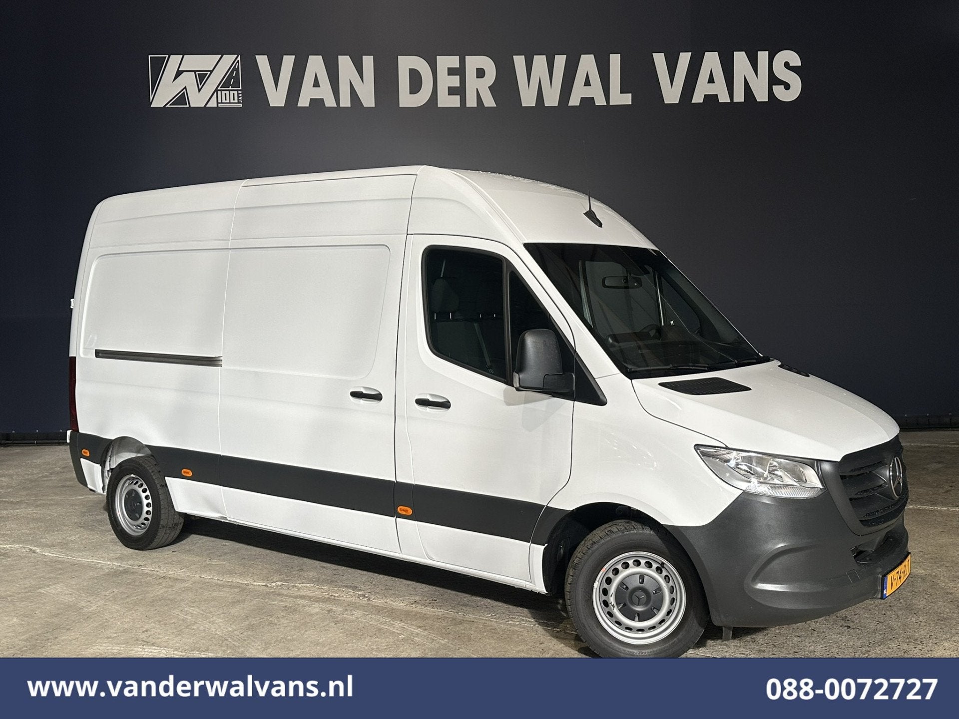 Mercedes-Benz Sprinter 211 CDI 115pk L2H2 Euro6 Airco | Came, Auto's, Voorwielaandrijving, Dealer onderhouden, Stof, Gebruikt