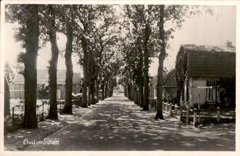 Oudemirdum, Verzamelen, Ansichtkaarten | Nederland, Ophalen of Verzenden, 1940 tot 1960, Gelopen, Friesland