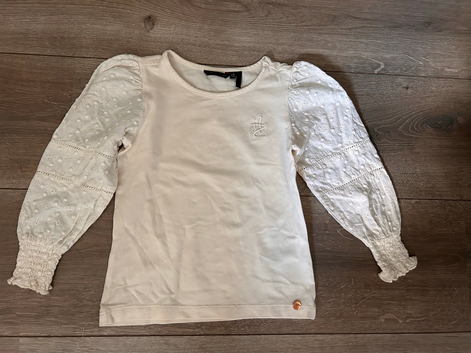 Nono longsleeve met pofmouwen en broderie, maat 110, Ophalen of Verzenden, Zo goed als nieuw, Meisje, Shirt of Longsleeve