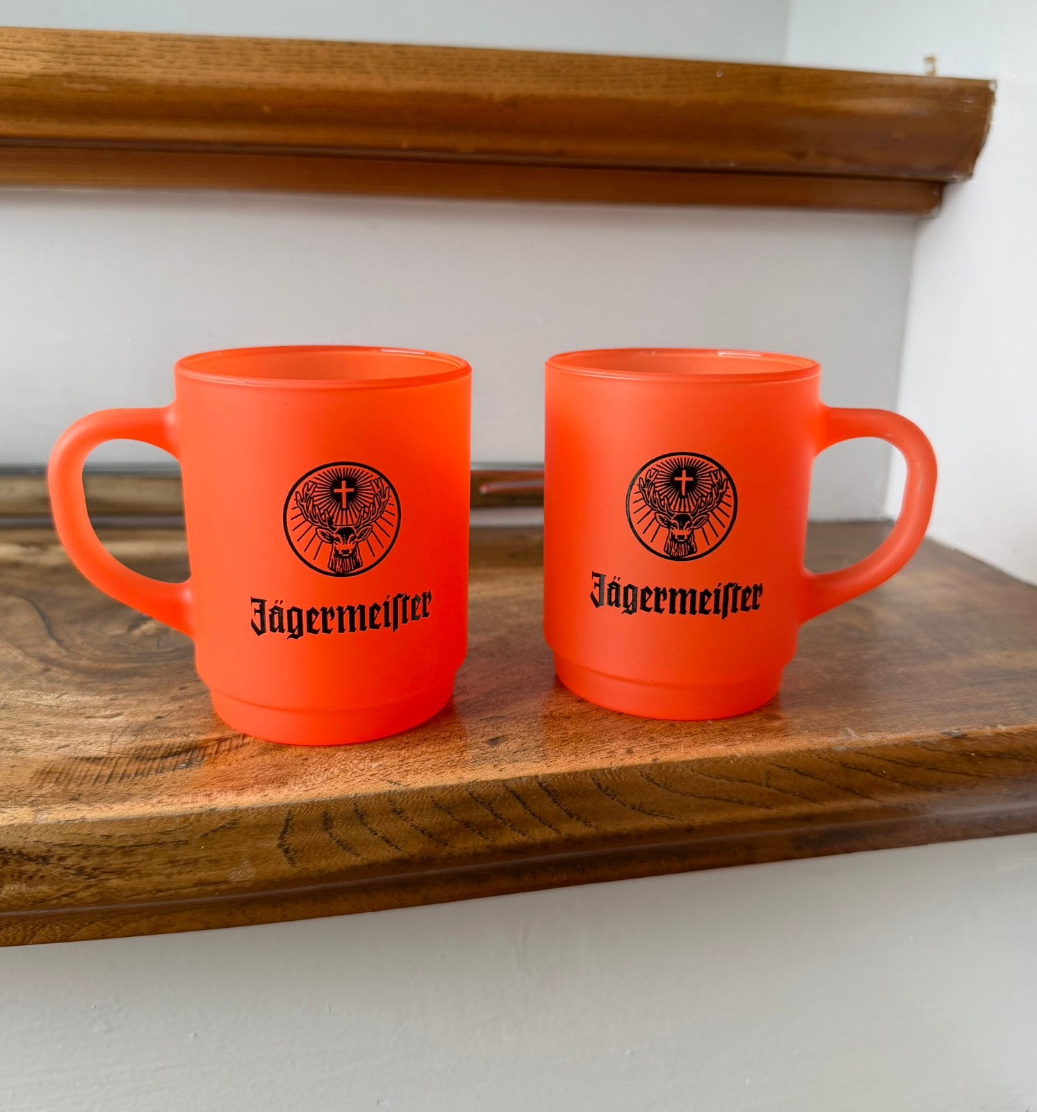 2x Jägermeister mok oranje, Verzamelen, Ophalen of Verzenden, Gebruikt, Gebruiksvoorwerp
