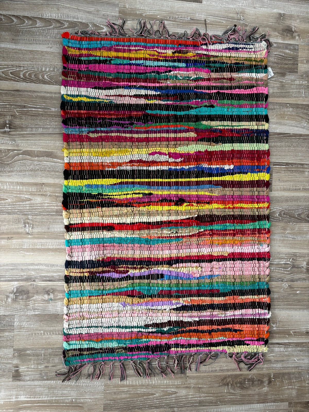Kleurrijk katoenen vloerkleed - Handgeweven, Huis en Inrichting, Beige, Zo goed als nieuw, Rechthoekig, 50 tot 100 cm