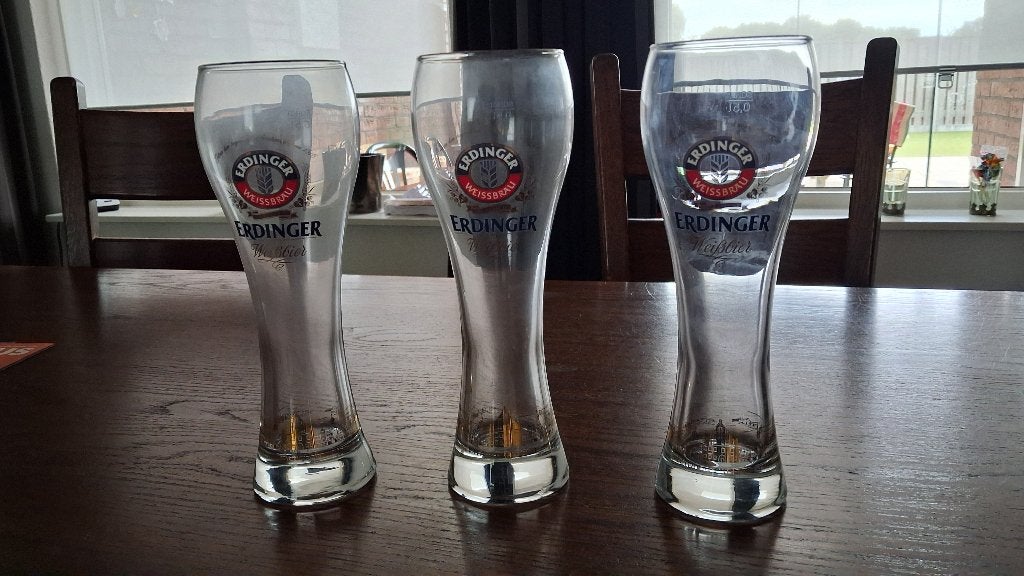 Erdinger bierglazen, Verzamelen, Biermerken, Ophalen, Zo goed als nieuw, Glas of Glazen, Overige merken
