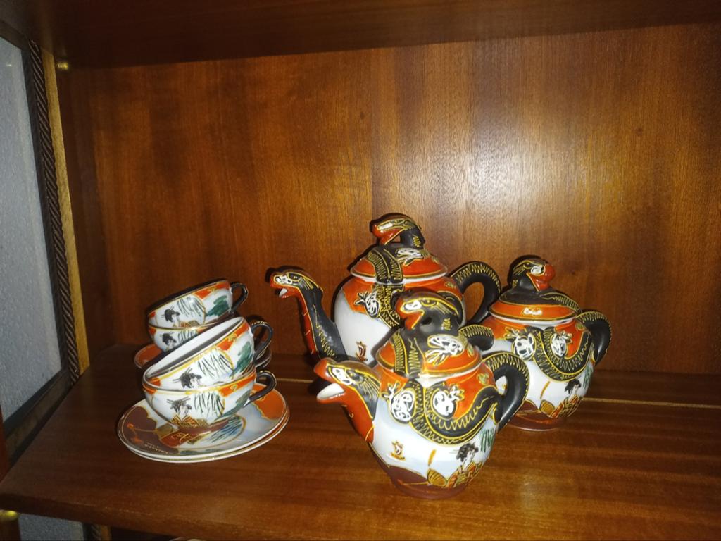 Te koop Chinees serviesje, Antiek en Kunst, Antiek | Servies compleet, Ophalen of Verzenden
