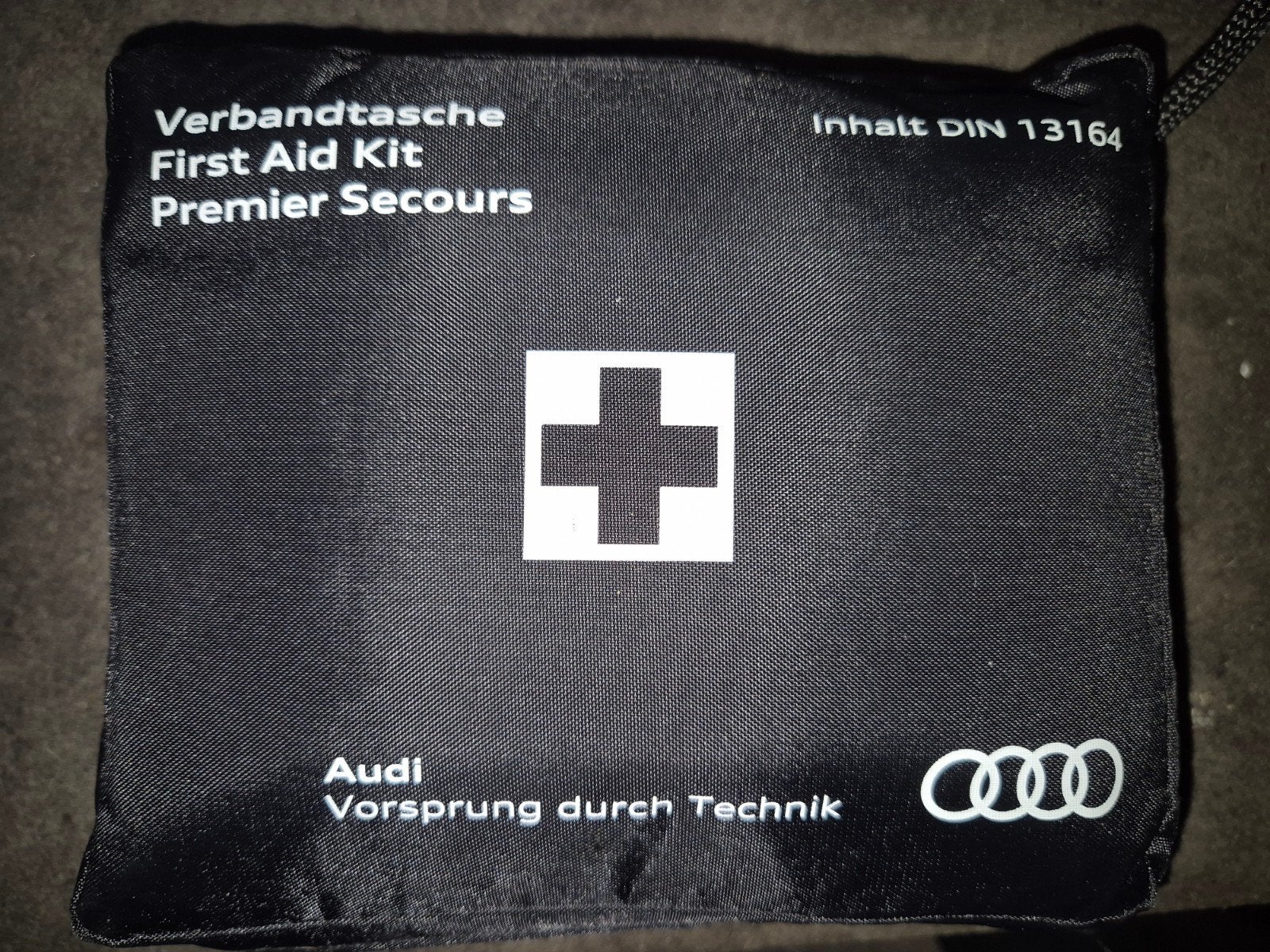 Ehbo kit verbanddoos voor audi, Auto diversen, Auto-accessoires, Ophalen, Nieuw
