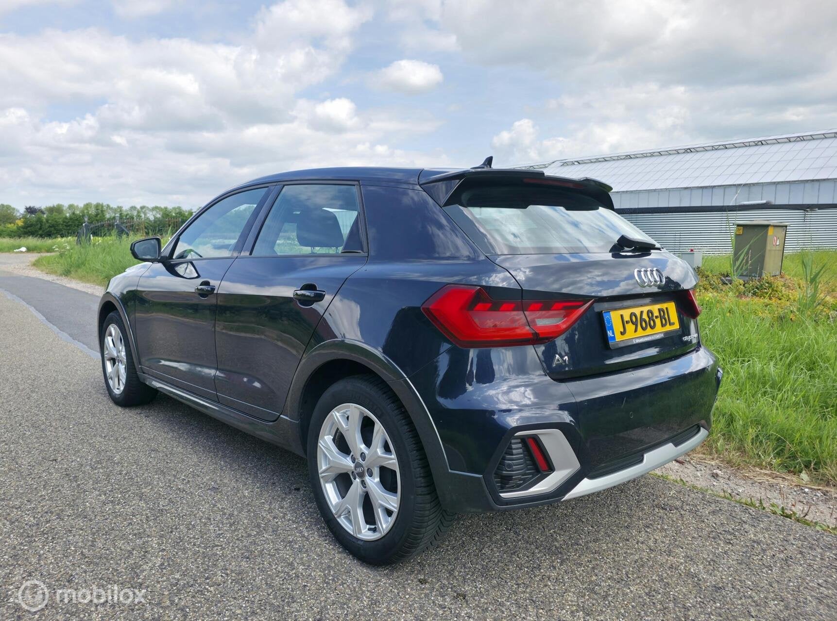 Audi A1 citycarver 25 TFSI / Carplay / PDC / Virtual, Auto's, Audi, Voorwielaandrijving, Stof, 95 pk, Blauw