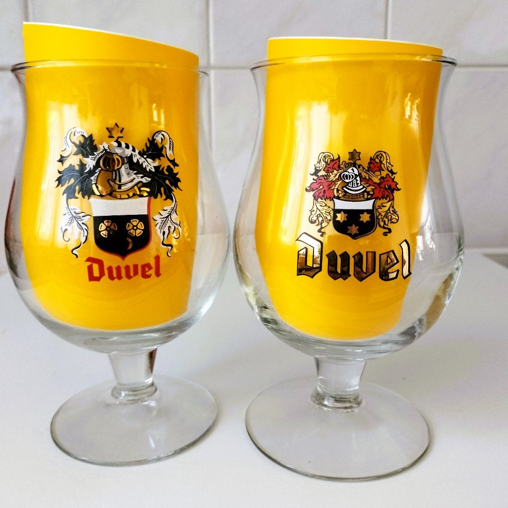 DUVEL 2 Verschillende Wapenglazen, Verzamelen, Biermerken, Ophalen of Verzenden, Nieuw, Glas of Glazen, Duvel