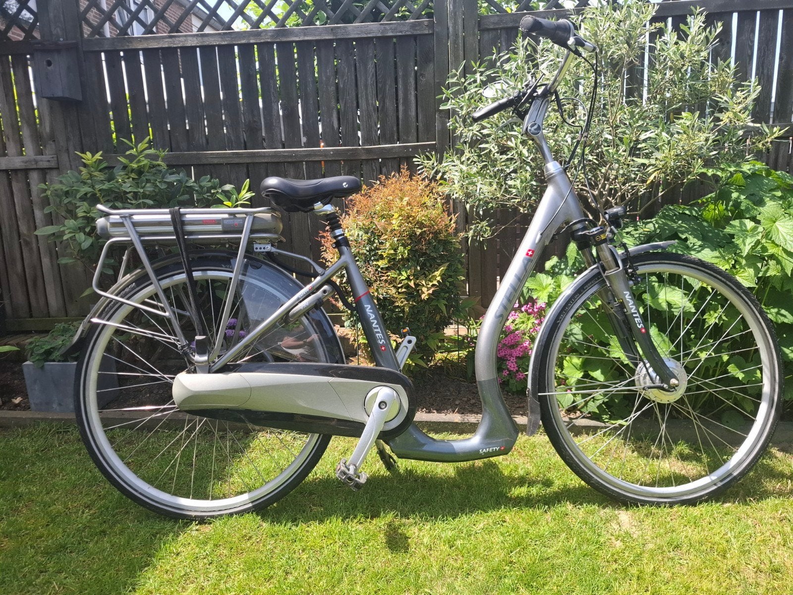 Stella Nantes E-bike met lage instap en lage kilometerstand, Ophalen