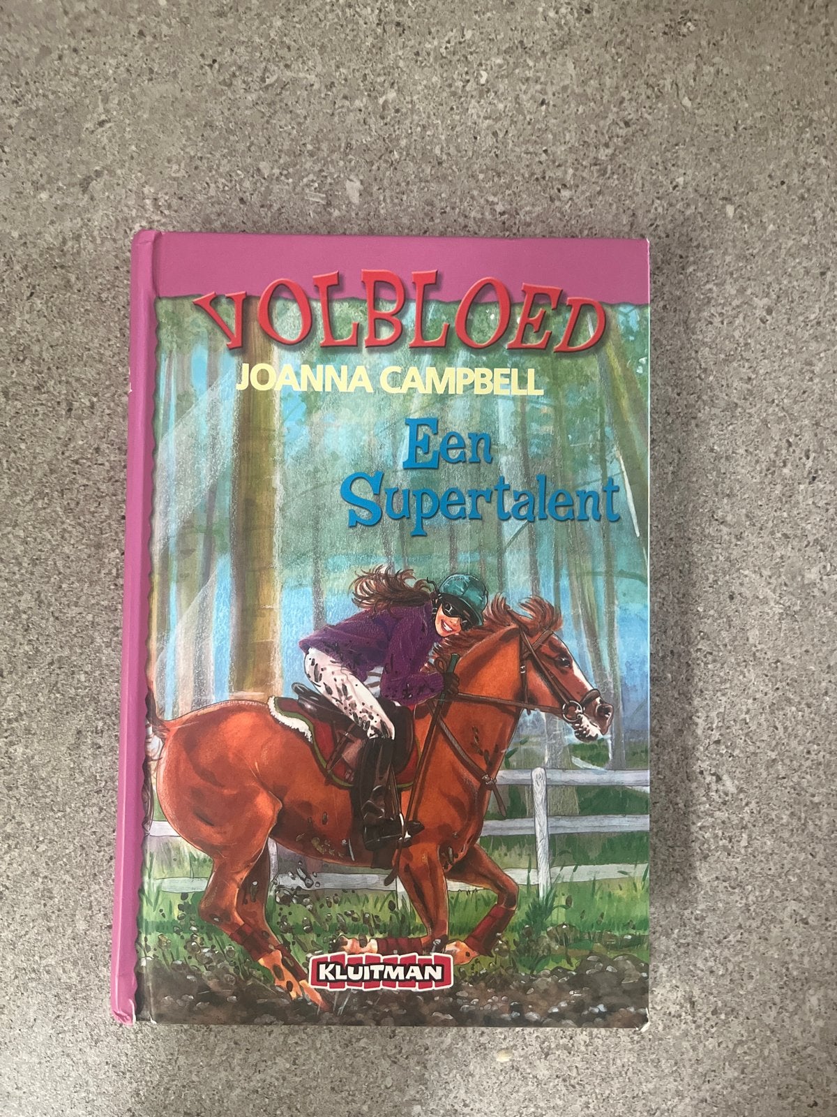 Volbloed: Een Supertalent - Joanna Campbell (Paardenboek), Boeken, Ophalen of Verzenden, Gelezen, Fictie algemeen