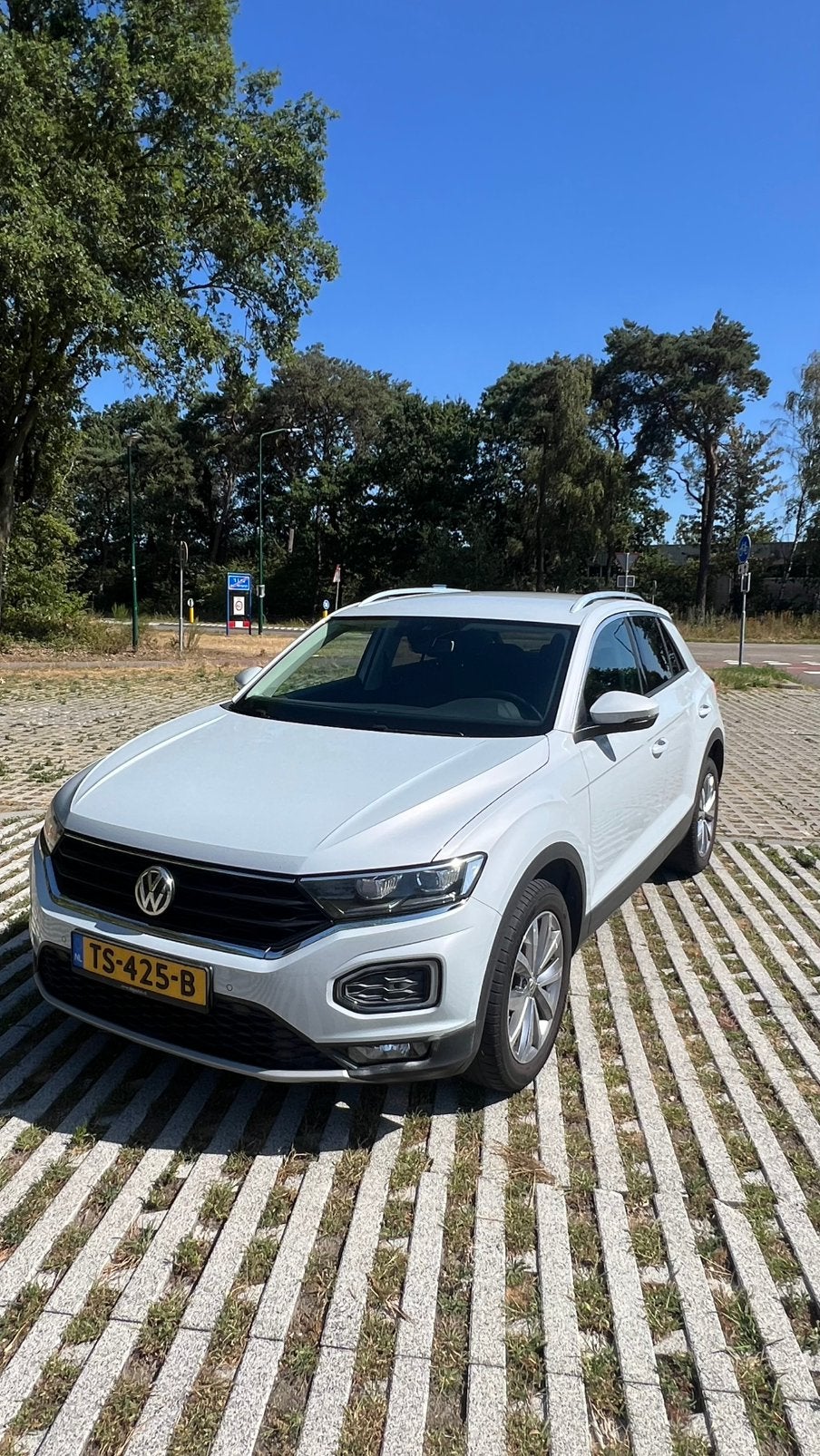 Volkswagen T-Roc 1.5 TSI 150pk 7-DSG 2018 Wit, Auto's, Volkswagen, Stof, 1498 cc, Zwart, 4 cilinders