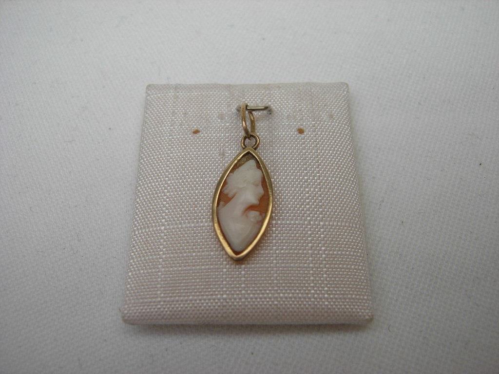 14 KR GOUDEN CAMEE HANGER., Verzenden, Goud, Hanger