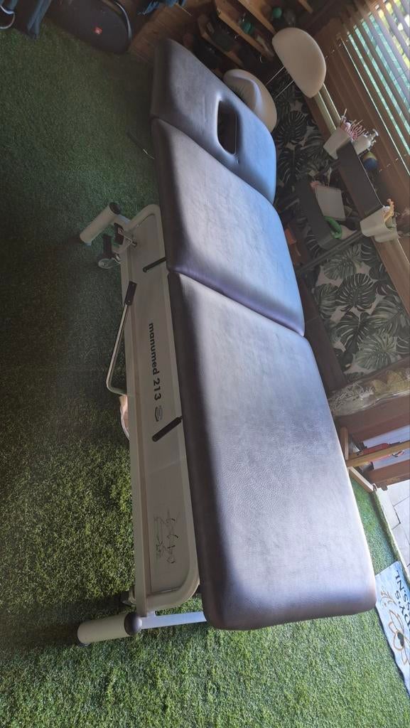 Kapotte massagetafel, Sport en Fitness, Ophalen, Zo goed als nieuw, Massagetafel
