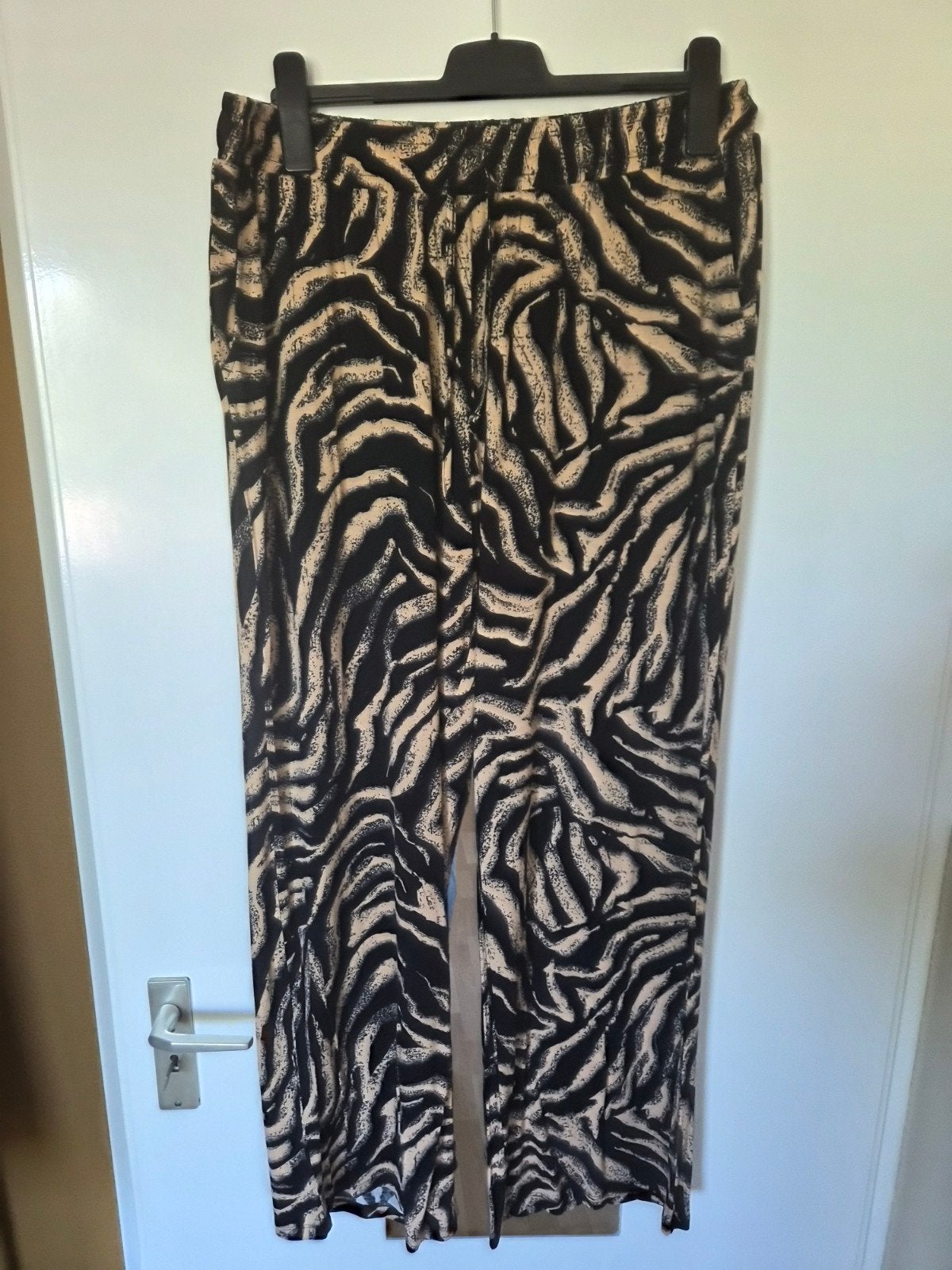 Bonprix dames broek maat 48 - Zebraprint, Bonprix, Beige, Maat 46/48 (XL) of groter, Nieuw