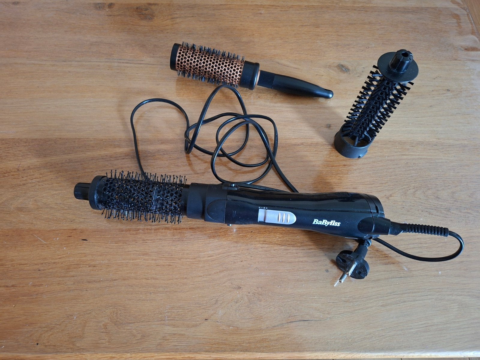 Babyliss luchtborstel fohn, Sieraden, Tassen en Uiterlijk, Uiterlijk | Haarverzorging, Ophalen of Verzenden, Nieuw, Föhn of Haardroger