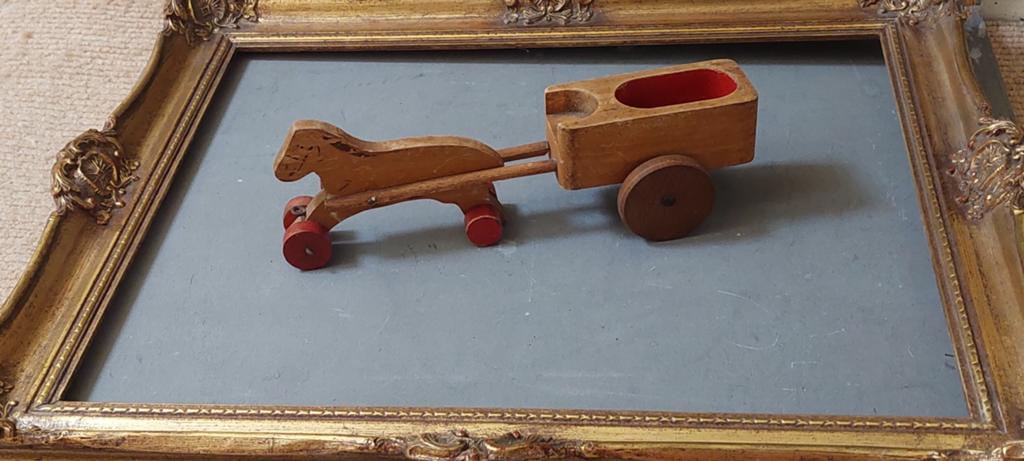 Vintage houten handgemaakt speelgoed paard met karretje, Ophalen of Verzenden