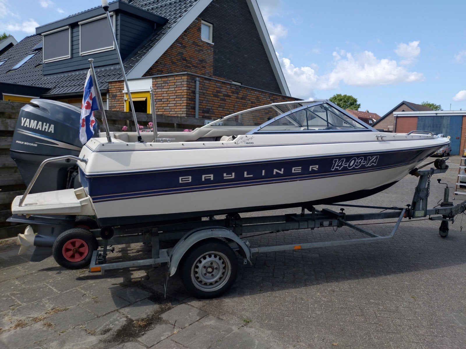 Bayliner Capri 1600 ZONDER MOTOR + geremde trailer en zeil., Watersport en Boten, Speedboten, Ophalen, Gebruikt, Met afstandsbediening
