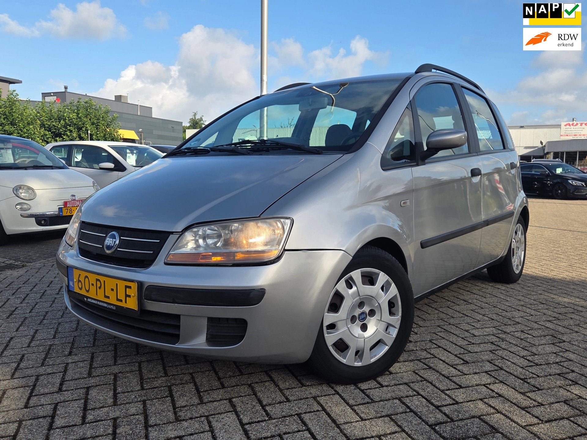 Fiat Idea 1.4-16V Dynamic/AUTOMAAT/KLIMA AIRCO/TREKHAAK, Gebruikt, Idea, 400 kg, Origineel Nederlands