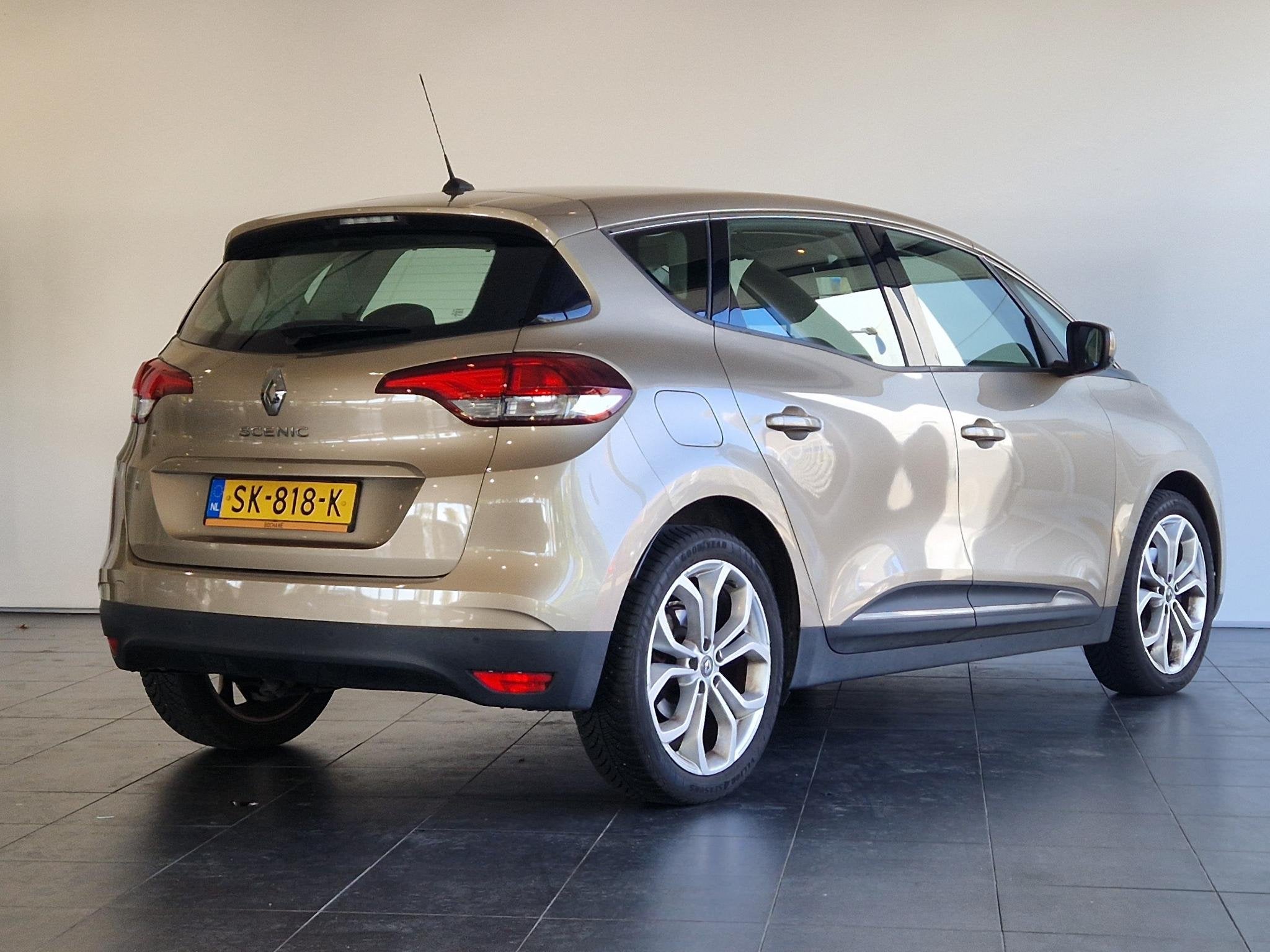 Renault Scénic 1.3 TCe Zen | NAVIGATIE | PARKEERSENSOREN VO, Auto's, Stof, Gebruikt, 4 cilinders, 116 pk