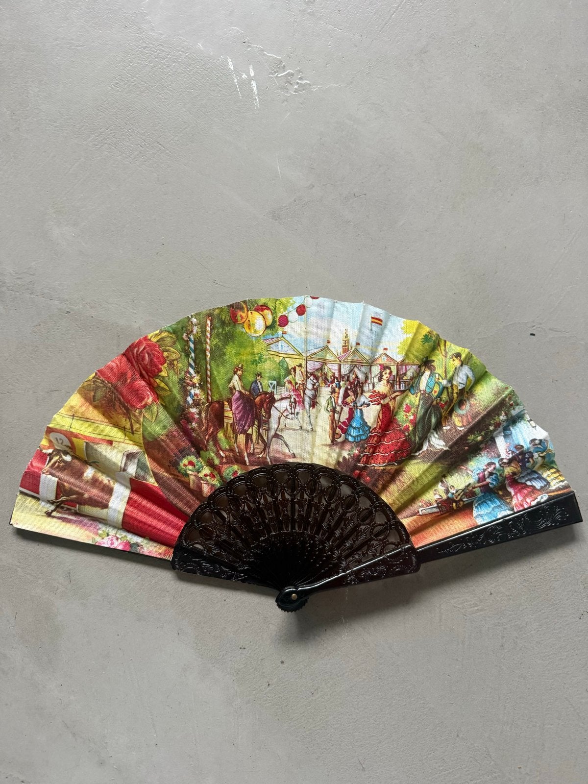 Vintage Spaanse handwaaier met kermis tafereel, Ophalen