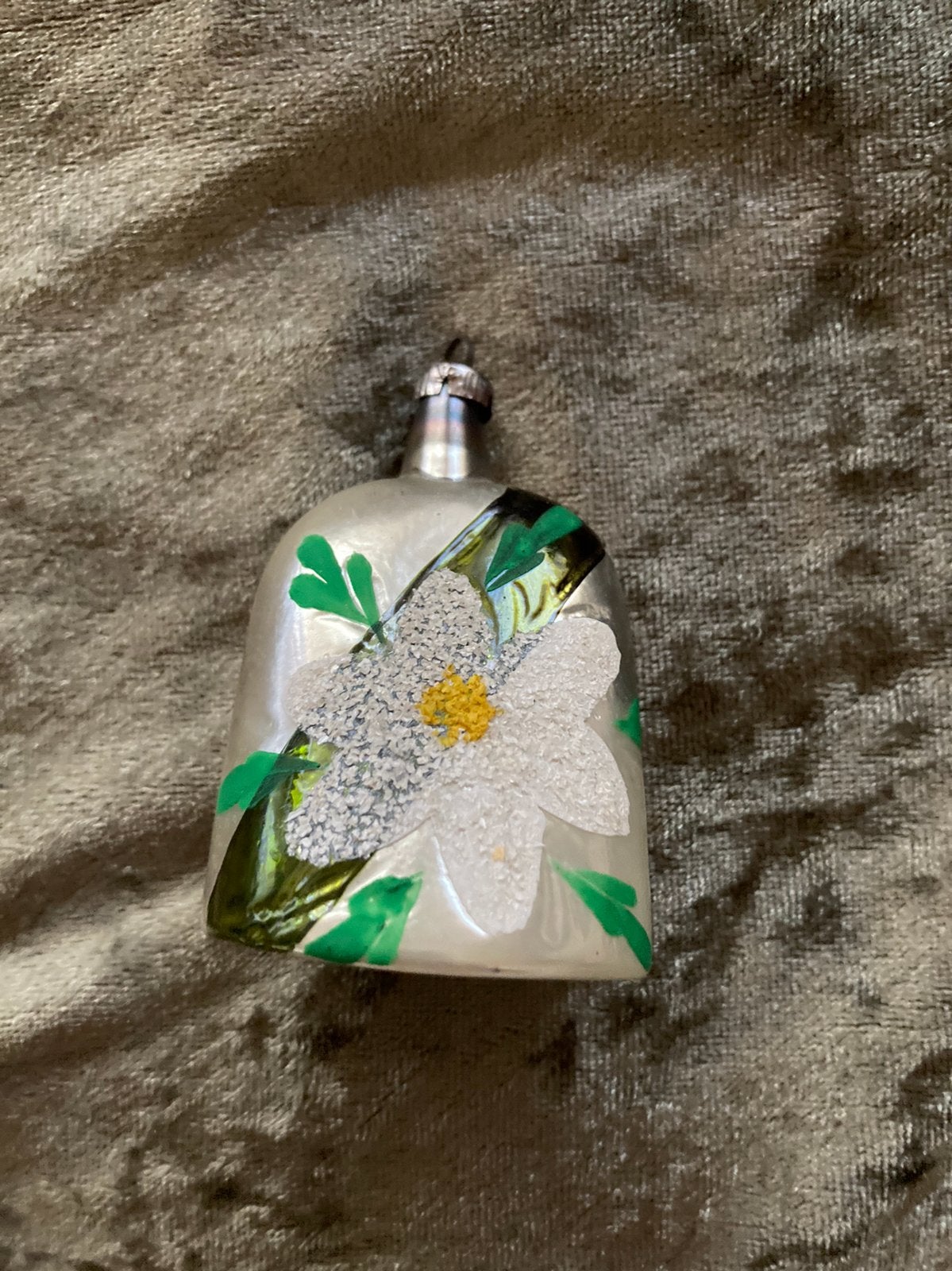 Oude kerstbal klokje, Ophalen of Verzenden, Zo goed als nieuw, Zilver, Dame